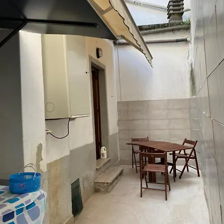 Casa Baiettini 9 Panzió Intra